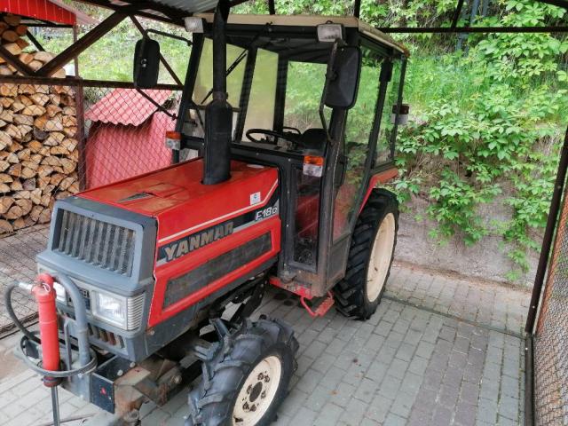 Parduodamas traktorius YANMAR 18FD