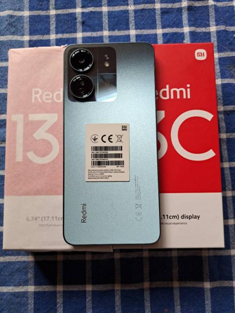 Ksiomi Redmi 13C du nauji telefonai