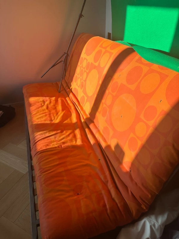 Atiduodam. Sofa- lova