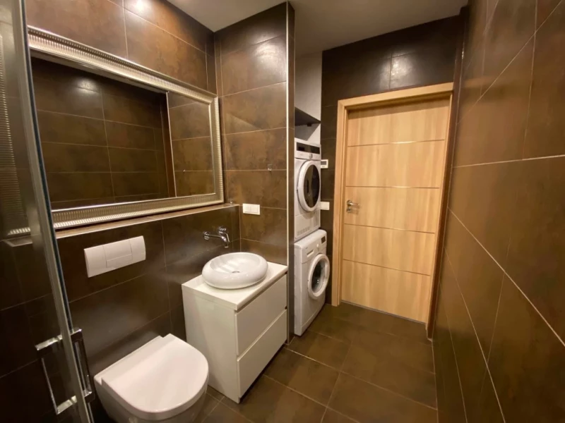 IŠNUOMOJAMAS JAUKUS IR MODERNUS 2 KAMBARIŲ BUTAS ANTAKALNYJE  870€+paslaugų mokeščiai, Vilnius — 9/13