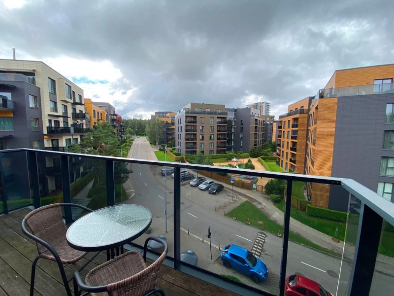 IŠNUOMOJAMAS JAUKUS IR MODERNUS 2 KAMBARIŲ BUTAS ANTAKALNYJE  870€+paslaugų mokeščiai, Vilnius — 12/13