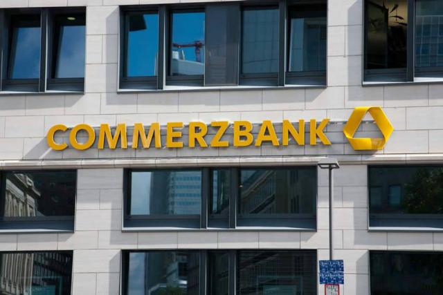 Pasitenkinimas Commerzbank per 24 valandas