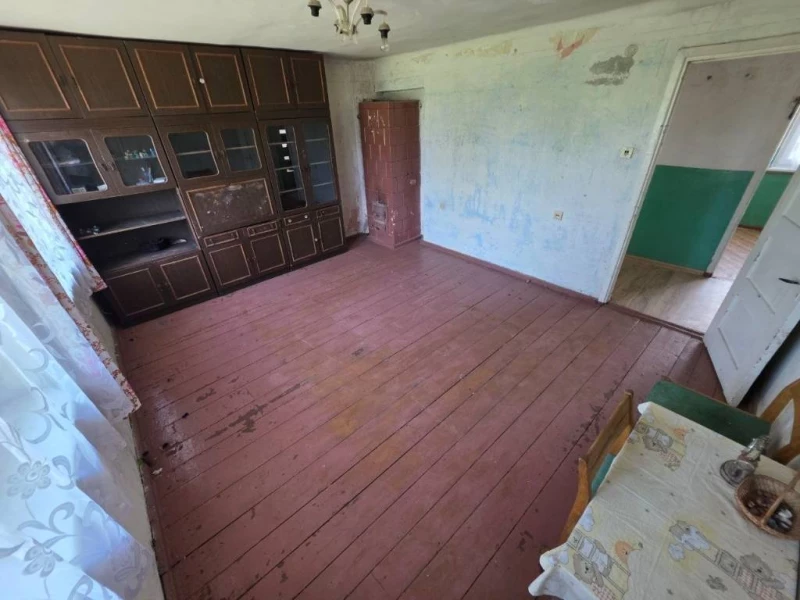 PARDUODAMAS 2 KAMBARIŲ BUTAS IŠSIMOKĖTINAI BEINORIŠKIO K., GRINKIŠKIO SEN., RADVILIŠKIO R. SAV., Radviliškis — 5/10