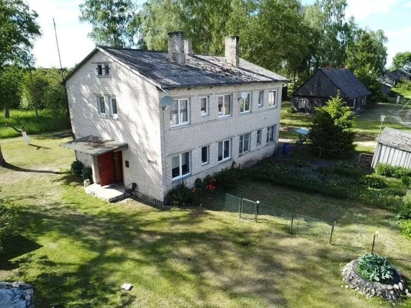 PARDUODAMAS 2 KAMBARIŲ BUTAS IŠSIMOKĖTINAI BEINORIŠKIO K., GRINKIŠKIO SEN., RADVILIŠKIO R. SAV., Radviliškis — 6/10