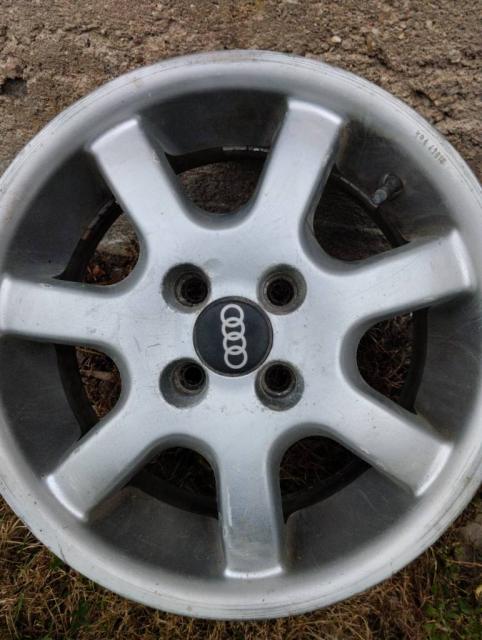 Audi 80 b4 lieti ratlankiai