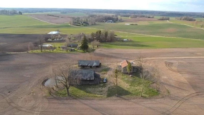 Parduodama sodyba Prienų r. Žarstos kaime, Kalno g.