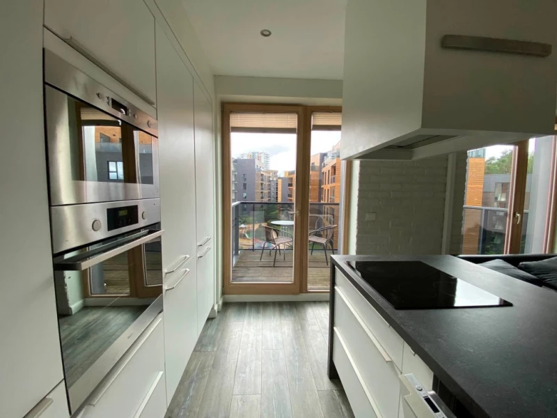 IŠNUOMOJAMAS JAUKUS IR MODERNUS 2 KAMBARIŲ BUTAS ANTAKALNYJE  870€+paslaugų mokeščiai, Vilnius — 8/13